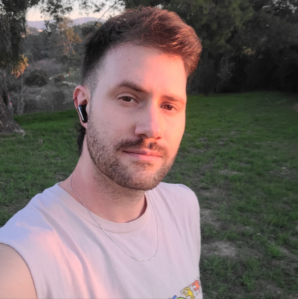 Meet your Posher, Alex